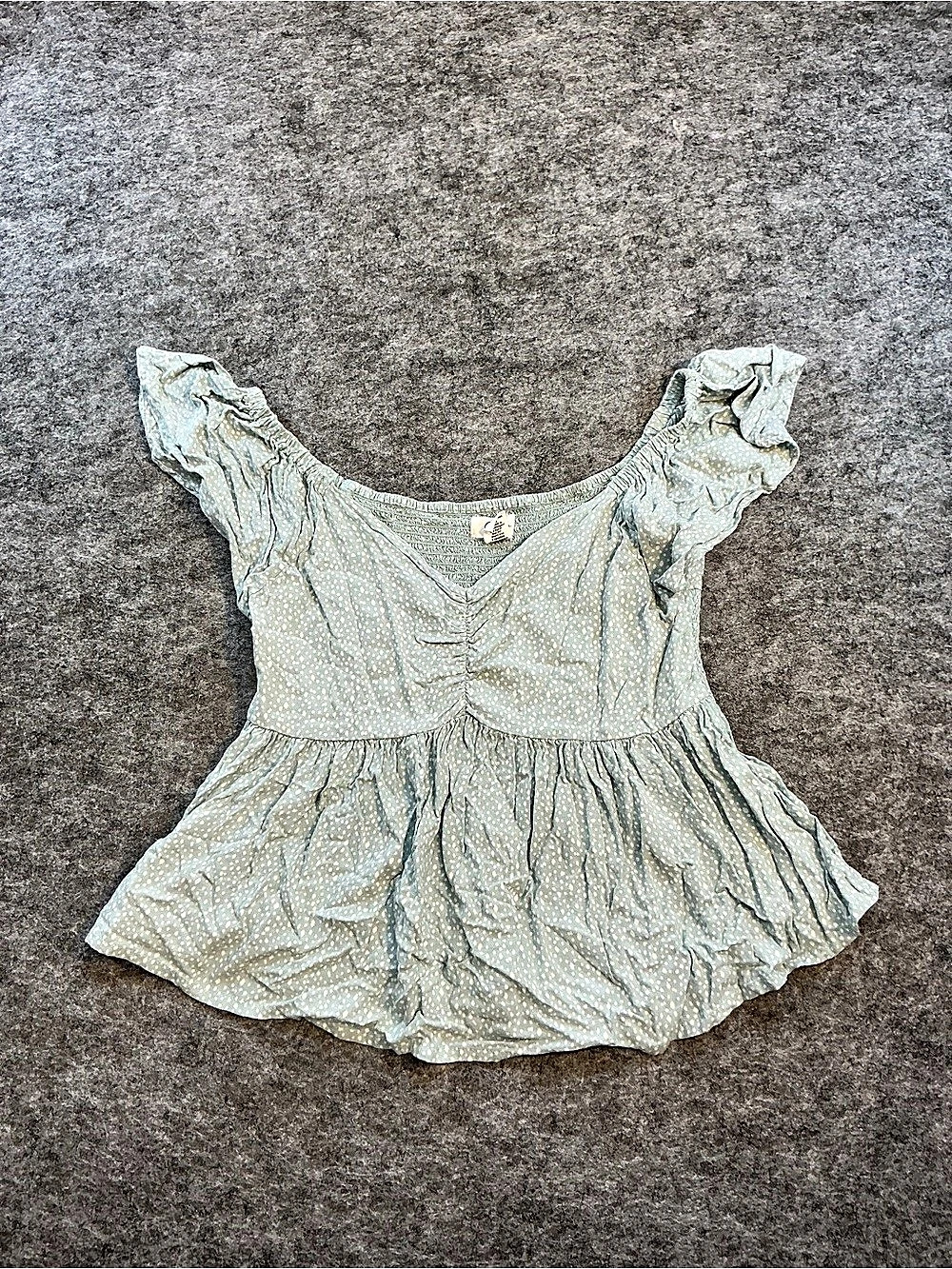 Jopna Polka Dot Ruffle Sleeve Blouse in Green & White Size Medium